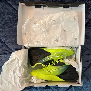 Women’s Stewie 1 Basketball Shoes